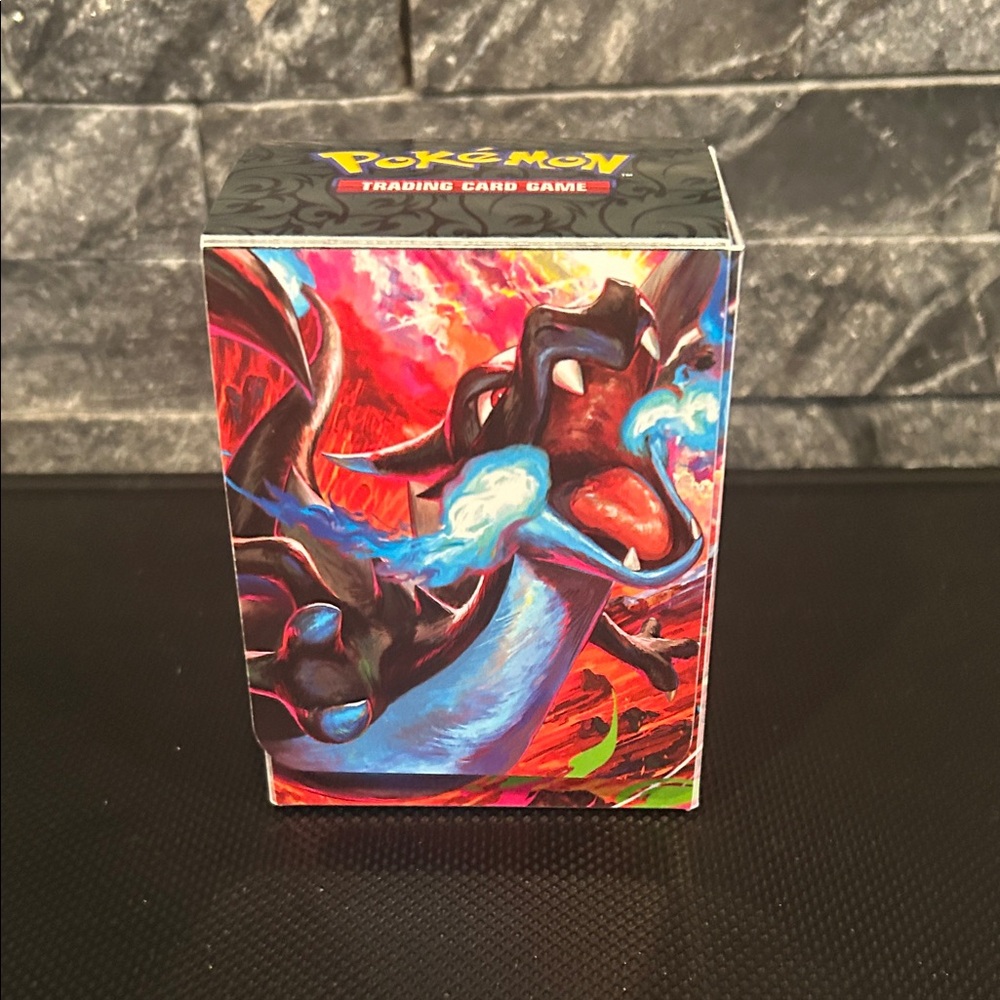 Pokemon Charizard Trading Card Storage‎ Box with Velcro fastener
